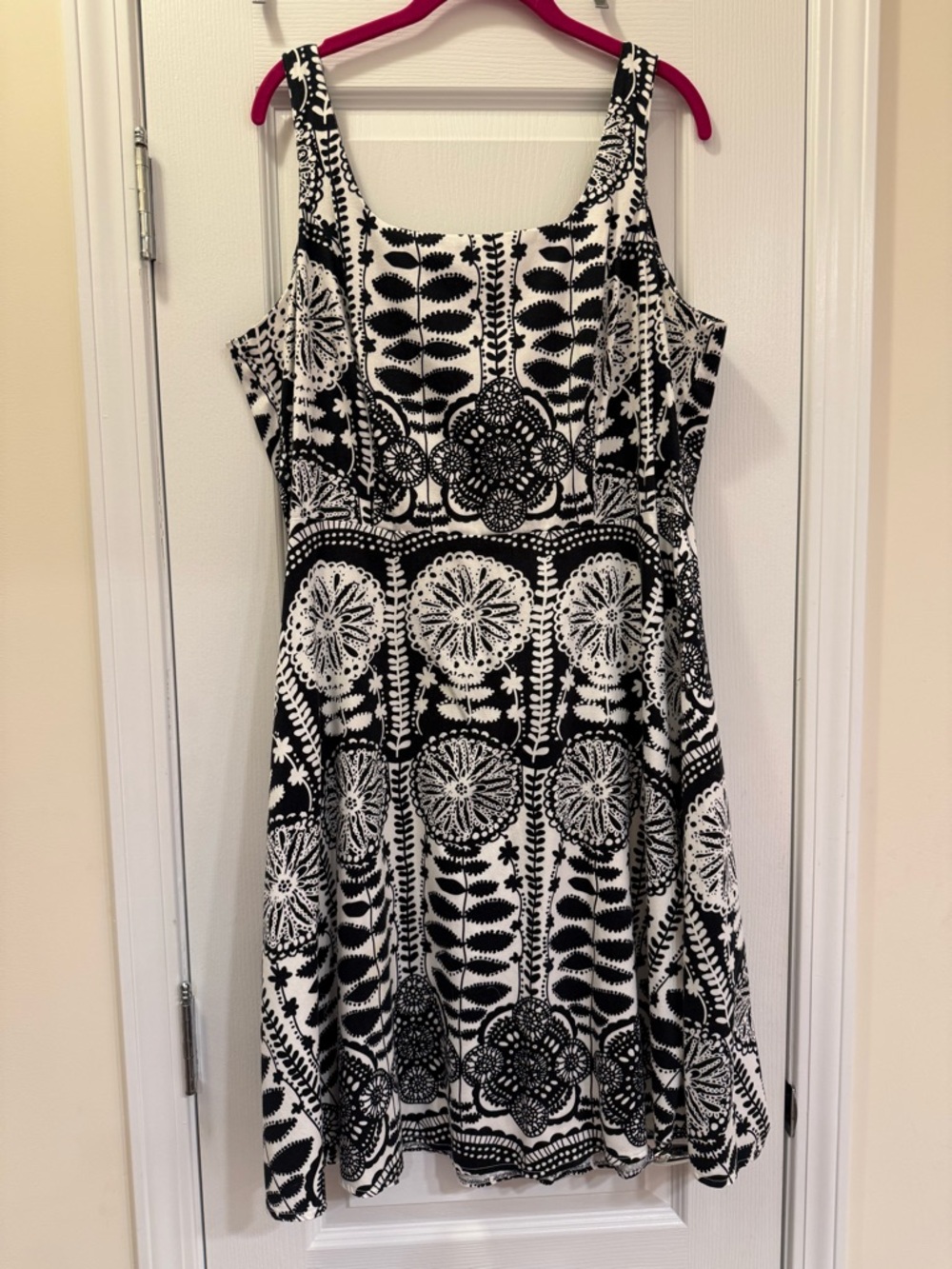 Black and White Floral-Patterned A-Line Dress